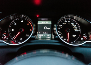 Kaip patikrinti automobilio ridą?